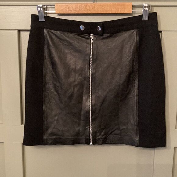 REBECCA Taylor Black Lamb Leather Zip Front Skirt Size 8 - Picture 1 of 5
